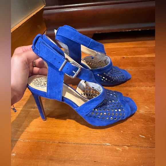NWOT Vince Camuto royal blue heels - Picture 7 of 16